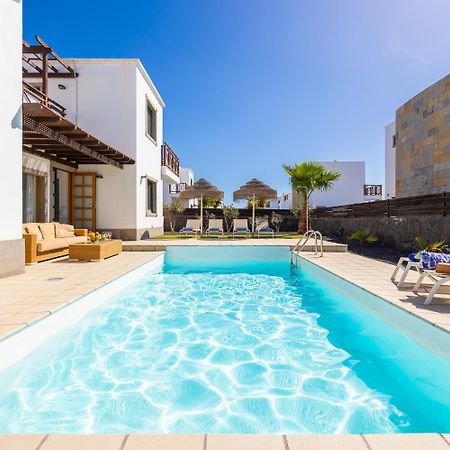 Villa Dacil Playa Blanca  Buitenkant foto