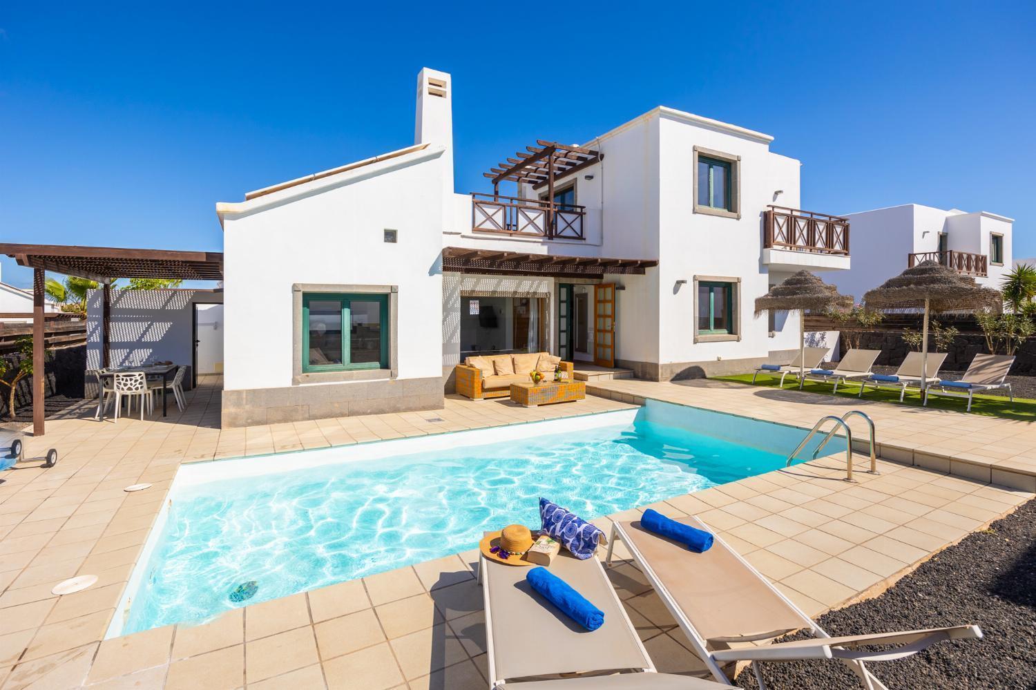 Villa Dacil Playa Blanca  Buitenkant foto