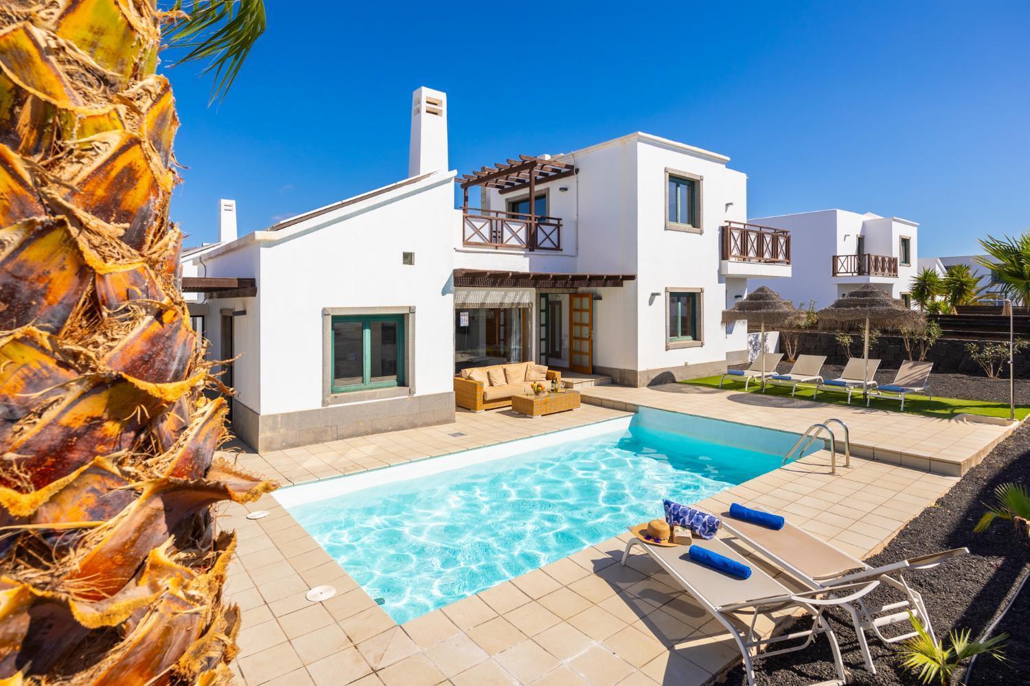Villa Dacil Playa Blanca  Buitenkant foto