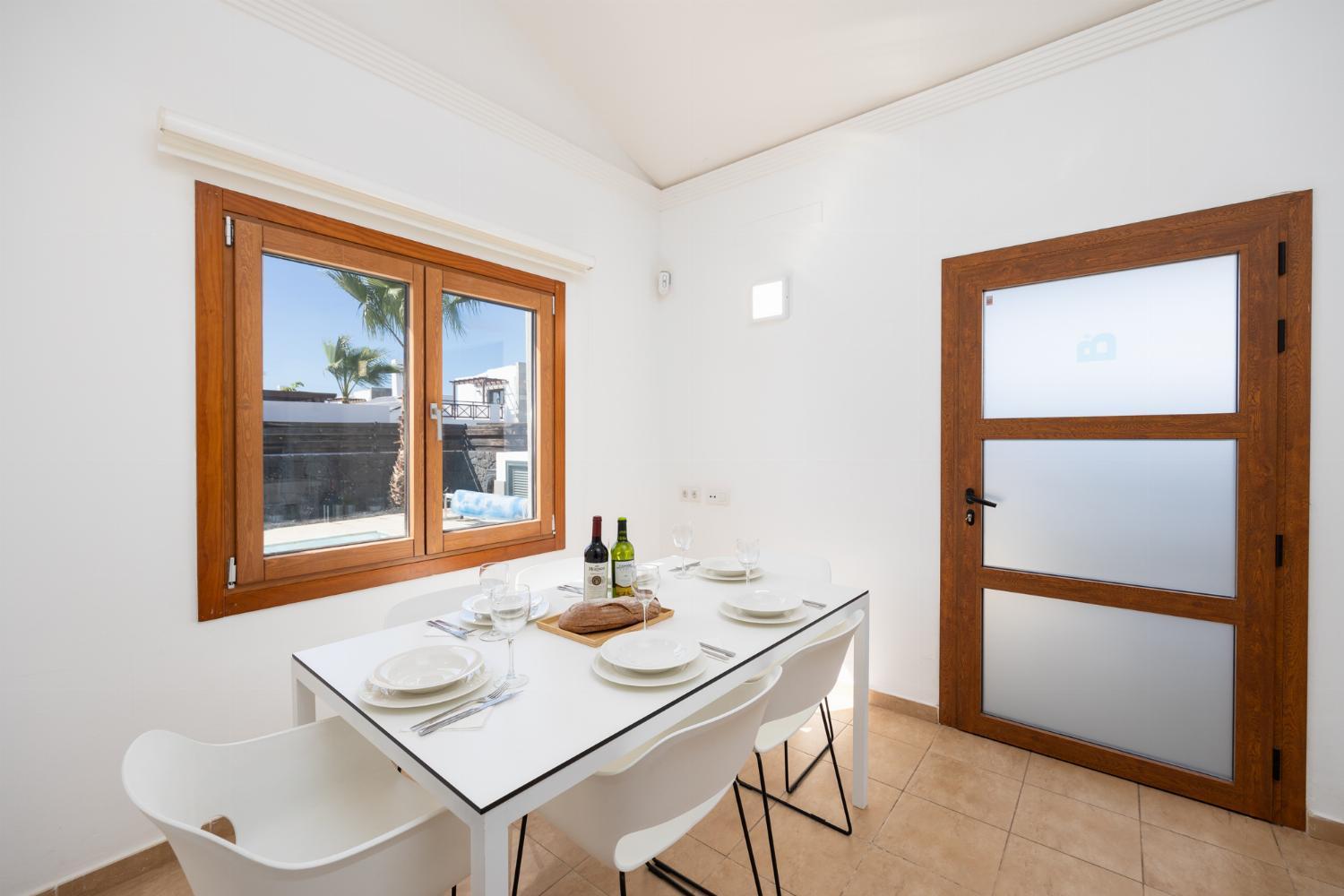 Villa Dacil Playa Blanca  Buitenkant foto